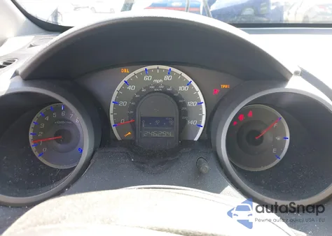 2010 Honda Fit z USA, uszkodzony, nr VIN JHMGE8H21AS019178